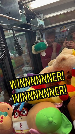 Amazing Claw Machine Win - Epic Victory
