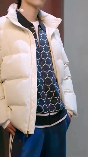 4.6K views · 837 reactions | Inspired by the soft glow and coziness of winter's warm sunlight. ☀️✨#XiaoZhan | Sean Xiao Zhan 肖战 | Facebook