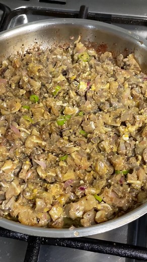 Mouthwatering Pork Sisig Recipe – A Flavorful Dinner Delight