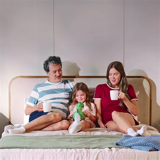 No more restless nights—we’ll help you upgrade now, from bed to base. We make sleep easy.™ | Mattress Firm