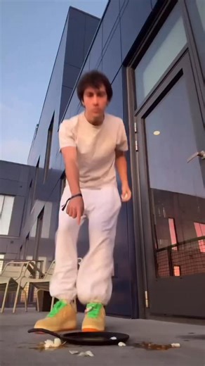 19 reactions · 49 comments | New shoe goofin’ 讀 The Oregon Air Force 1s are available now only on the @GOAT App. | GOAT | Facebook