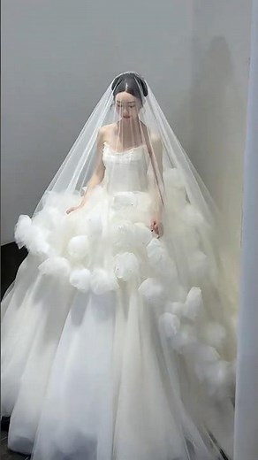 ✨ Elegant Bridal Look | Stunning White Wedding Dress with Veil