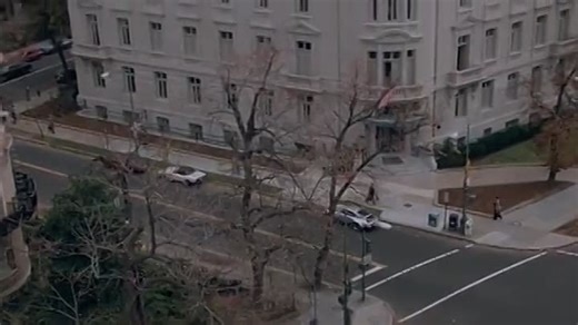 Raise the Titanic (1980) Full Movie - Action, Drama, Thriller - Rated PG Welcome To The Movies And Television Cold-war adventure yarn in which the Americans and Russians compete to salvage the wreck of the Titanic from the bottom of the North Atlantic, believing it to hold the only supply of a vital ingredient for the ultimate nuclear deterrent. The American venture is compromised as personal rivalries come to the fore.