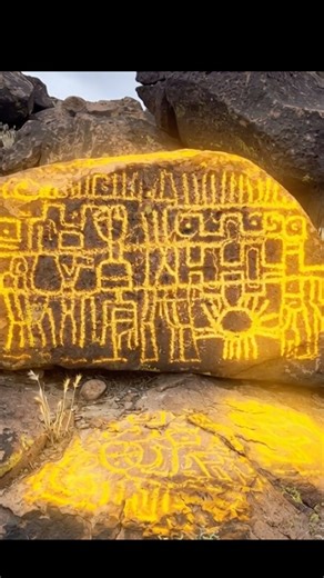 I used AI to read this Petroglyph Rock and discovered a hidden and ancient language