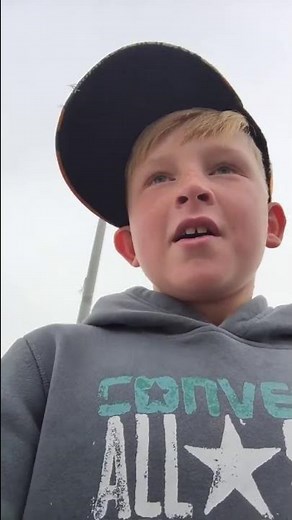 Hold my breath cross my eyes and keep my cheeks puffed out