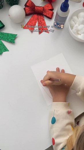 290 reactions · 66 shares | Today we made the sweetest little Christmas elf using my toddler’s tiny handprint and soft cotton wool… and honestly, my heart can’t handle the cuteness. 利‍♂️ These small crafts become the memories we’ll treasure forever. ✨ Follow for more cozy Christmas DIYs and toddler magic! ❄️ #christmascraft #toddlercrafts #cozychristmas #handprintcraft #craftymoms | Maria Avegres | Facebook