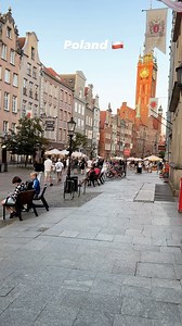Gdansk Poland 🇵🇱 has best Old Town ‼️ • • • • • #gdansk #poland #rynek #oldtown #europe | utkkkarshh