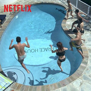 750K views · 3.5K reactions | いつでも、どこでも、何度でも！Netflixなら大好きな映画やドラマが思いのままに楽しめる。 | Netflix | Facebook
