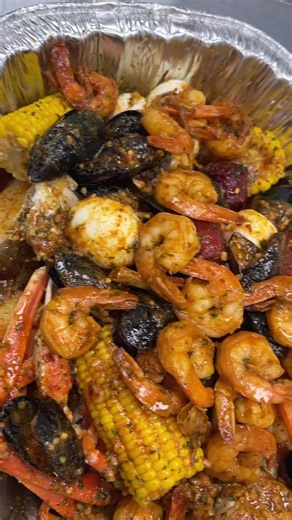 Delicious Seafood Boil for 400 Cedis