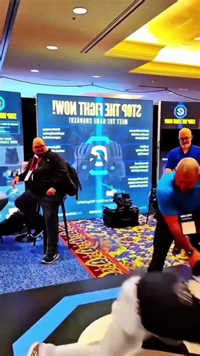 Electric Shock Gloves – Shocking Fun with a Twist ⚡🧤