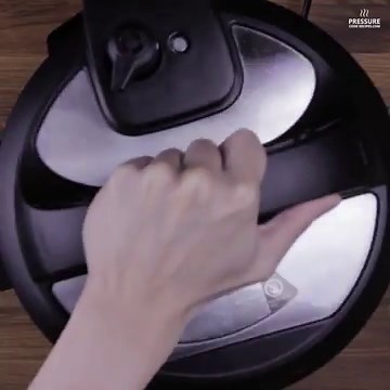 Instant Pot Deluxe Golden Mac and Cheese | Tested by Amy   Jacky