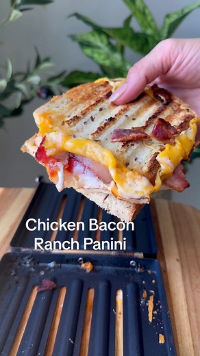 Delicious Chicken Bacon Ranch Panini Recipe