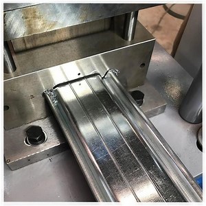 [Hot Item] Rolling Door Forming Machine Frame Window Making Machine