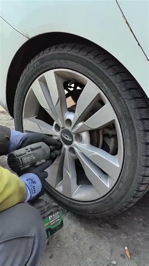 Max Torque Tire Swap Guide: How to Change Tires Like a Pro