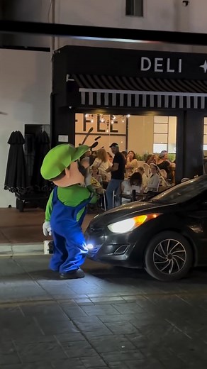 luigi Dancing In the Street 🤣 #cosplay #mariobrothers #trend #fyp | cosplay