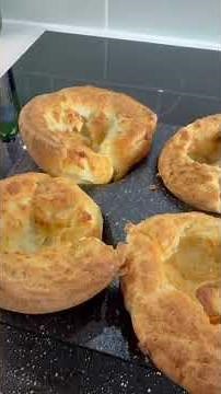 Home Made Yorkshire Pudding vs Aunt Bessie’s #food #cooking #yorkshire #foodie #yorkshirepudding