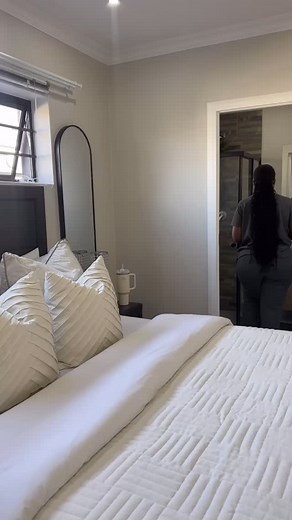 1.1K views · 1.1K reactions | Vlog| Day in the life #vlog #viralvideo #lifestyle #fyp #contentcreator #NB: I do not own copyrights to this song. | Mihlali Mabeqa | Facebook