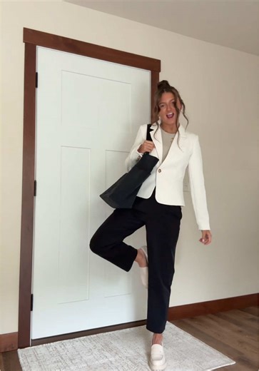 Final business management presentation 🤝🤝🤝 #outfitinspo #business #businesscasual #corporateoutfit #outfitideas #businessoutfit #college #collegefinals #presentation