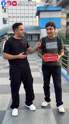 831K views · 16K reactions | Tried Guess The Bollywood Actor By Their Eyes Challenge In Public For Amazing Cheese Pizza 朗 #sahilkhannteam #pizzamanofindia #foodchallenge #pizzachallenge #bollywood #moneychallenge #bollywood #actor #sahilkhannt #facebookreelsviral #facebookpostシ #FacebookPage | SAHIL KHAN NTEAM | Facebook