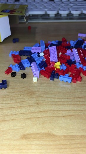 MR. CRABS NanoBlock Assembly - SpongeBob Mini Figure Assembly Tutorial