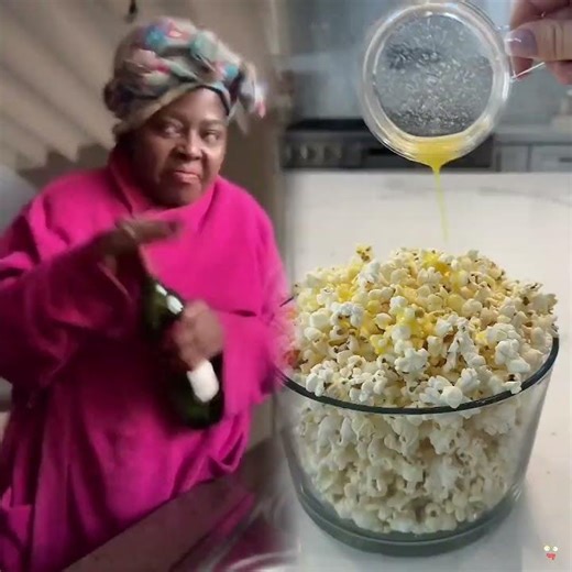 "Hey Yall meet my dad😂 #hallesvids "