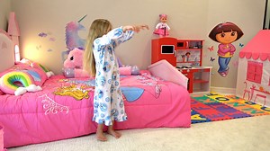 Diana walks in her sleep like a sleepwalker. Brother Roma is looking for a way to help her. A story for children about sleepwalking. Subscribe to Kids Diana Show - http://bit.ly/2k7NrSx https://www.instagram.com/kidsdianashow/ #DianaandRoma #videoforkids #KidsDianaShow #sleep #family | Kids Diana Show