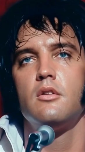 Elvis Presley 👑🎶 | 5 Songs • Timeless Images | The King in Every Note #Shorts
