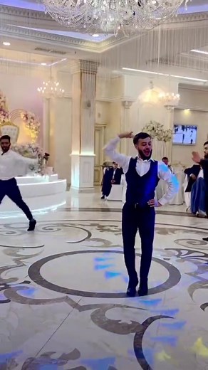 Traditional Azerbaijani Dance Styles Explained