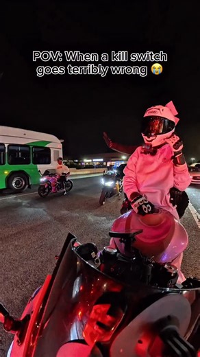 I don’t think we will ever stop killing switching eachother though 😅🏍️ @tannasaki @cheems.six Bike: 2021 @kawasakiusa ZX6R Helmet intercom: @cardosystems Packtalk Pro Use code RNBARBIE for a discount Camera: @insta360 @insta360motorcycling X4 Trauma Kit: @traumoto Use code RNBARBIE for a discount Helmet: @shoeihelmetsusa X15 Airbag vest: @alpinestars Tech Air 5 Riding boots: @alpinestars Stella SMX 6 v2 Vented Crash cage: @impaktech crash cage adjustable subframe Use code RNBARBIE for a discou