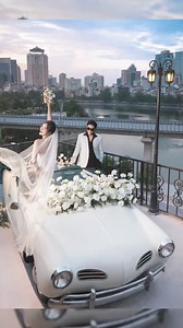 📸 Concept có gu – không sợ đụng hàng! Góc sân thượng độc quyền tại 2H Studio – chụp một lần là có ngay bộ ảnh cưới mang “chất riêng” không lẫn đi đâu được. 💡 Vì sao dâu rể mê góc này? ✨ Không gian riêng tư, không chờ góc ✨ View phố cực chill, lên hình như bìa tạp chí ✨ Hợp mọi style – từ nhẹ nhàng đến cá tính 🎁 Ưu đãi khủng cho cặp đôi đầu tiên trong tháng! 📩 Gửi tin nhắn liền tay để nhận album mẫu tư vấn concept riêng nha! ________________ 𝟮𝗛 𝗦𝗧𝗨𝗗𝗜𝗢 - 𝗟𝗘𝗔𝗗𝗜𝗡𝗚 𝗧𝗛𝗘 𝗧𝗥𝗘𝗡�