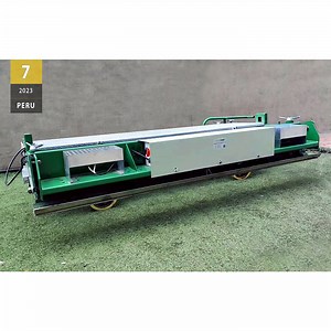 [Hot Item] Plastic Runway Paving Machine Track Rubber Paver Rubber Running