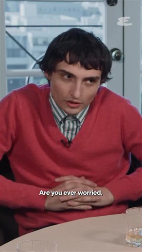 Esquire on Instagram: "#SadieSink knows how to play it cool. #StrangerThings #FinnWolfhard #GatenMatarazzo Vice President of Video: @jasonikeler Director of Video: @kriceee Senior Producers: @rae_vez @bmurrayreal Producer: @aarrbb Associate Producers: @jordanabt.zip @jess.s.lee Senior Editor: @sharkeyweek"