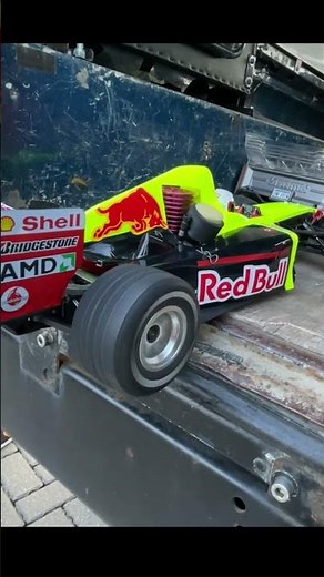 Realistic RC Formula 1 car