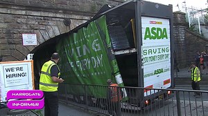 892K views · 2K reactions | Asda delivery lorry gets stuck in Harrogate | Harrogate Informer | Facebook