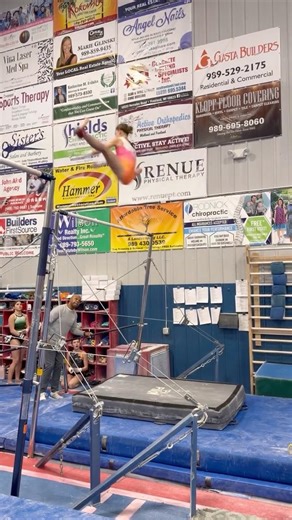 Bar routine form practice.