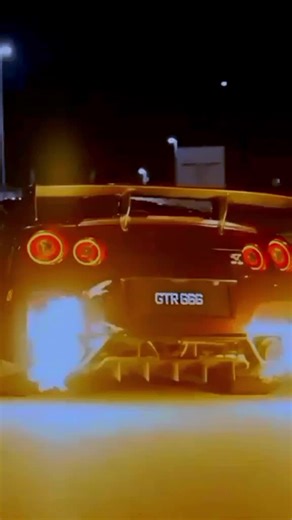 Raymond da bro (@onitsraymond)’s videos with Virtual (Blue Balenciagas) - YNW Melly