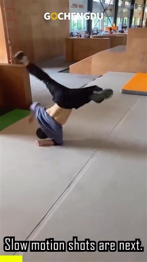 7K views · 259 reactions | The first breakdancer to pull off a double airflare? A little kid from China. Absolute legend in the making.  #Breakdancing #DoubleAirflare #ChinaTalent #Bboy #NextGen #StreetDance #DanceLegend #HipHopCulture #YoungProdigy | Go Chengdu | Facebook