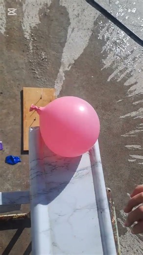 “7 Falling Balloons Explosion”#BalloonExplosion #ColorfulBalloons #SatisfyingPop #BalloonBurst