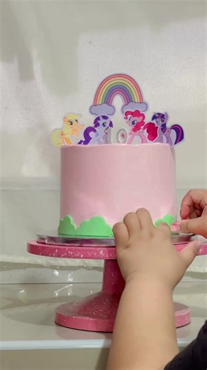 My Little Pony Cake #cakedecorating #caketok #cakeart #cakevideo #cakedesign #cakeph #whippedcreamcake