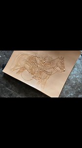 A little more progress on this piece! This is 4-oz Hermann Oak Leather, not embossed, all work has been done with just one modeling spoon, after slightly cutting in my outlines. #LeatherArt #leatherartist #figurecarving #westernart #hermannoakleather | the running Overo