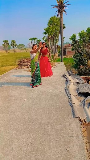 918K views · 10K reactions | #short #video #new #video #bhojpuri #song #reals #shorts #dancers #new #trending #hello #reelsindia #facebookshortsvideo #boolywood #facebookreels #facebookshort #fecebookvideo #shortreel #shortsvideos | Pooja Gudiya Danser | Facebook