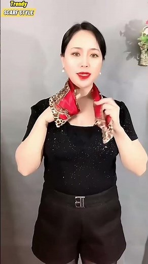 The Modern Infinity Loop 🧣✨ #MinimalistStyle #FashionHacks #Shorts