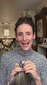 The TRUTH about gray hair. 🩶✨ #coloranalysis