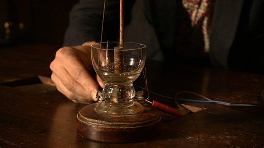 The invention of the electricity generator - Electrical circuits and electromagnetism: Video playlist - BBC Bitesize