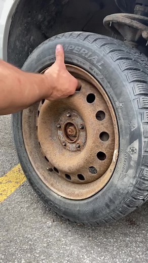 Replacing a Broken Tie Rod in Your Vehicle
