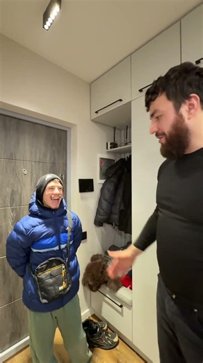 Леха уезжает