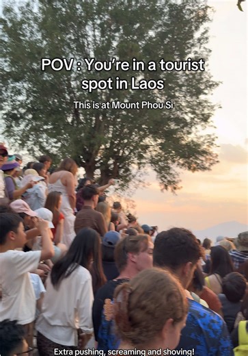 Mount Phou Si: A Joyful Tourist Experience in Laos
