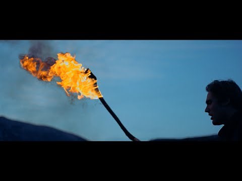 "Comets" Charlie Simpson OFFICIAL VIDEO