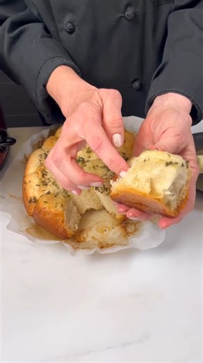 Crockpot herbed dinner rolls Free up oven space and make rolls in your crockpot Original video produced by Network Media LLC, My Life and Robyn Q | Life According to Us
