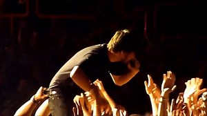 On this day in 2010, Linkin Park performed 'A Place for My Head' in Paris, France the day after #HybridTheory turned 10 years old! This was a special surprise in the setlist. | Linkin Park Live